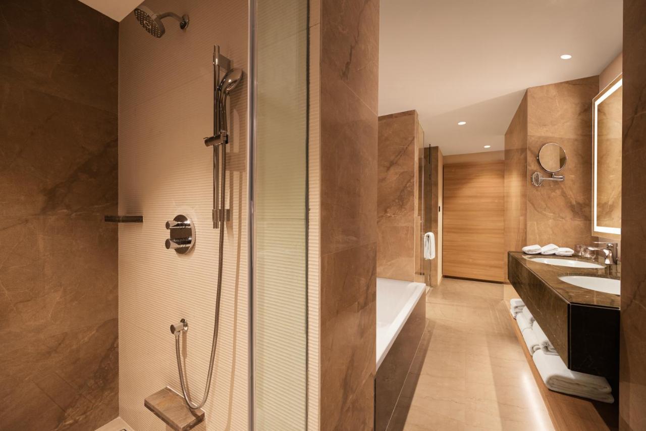 Hyatt Place Vijayawāda Buitenkant foto